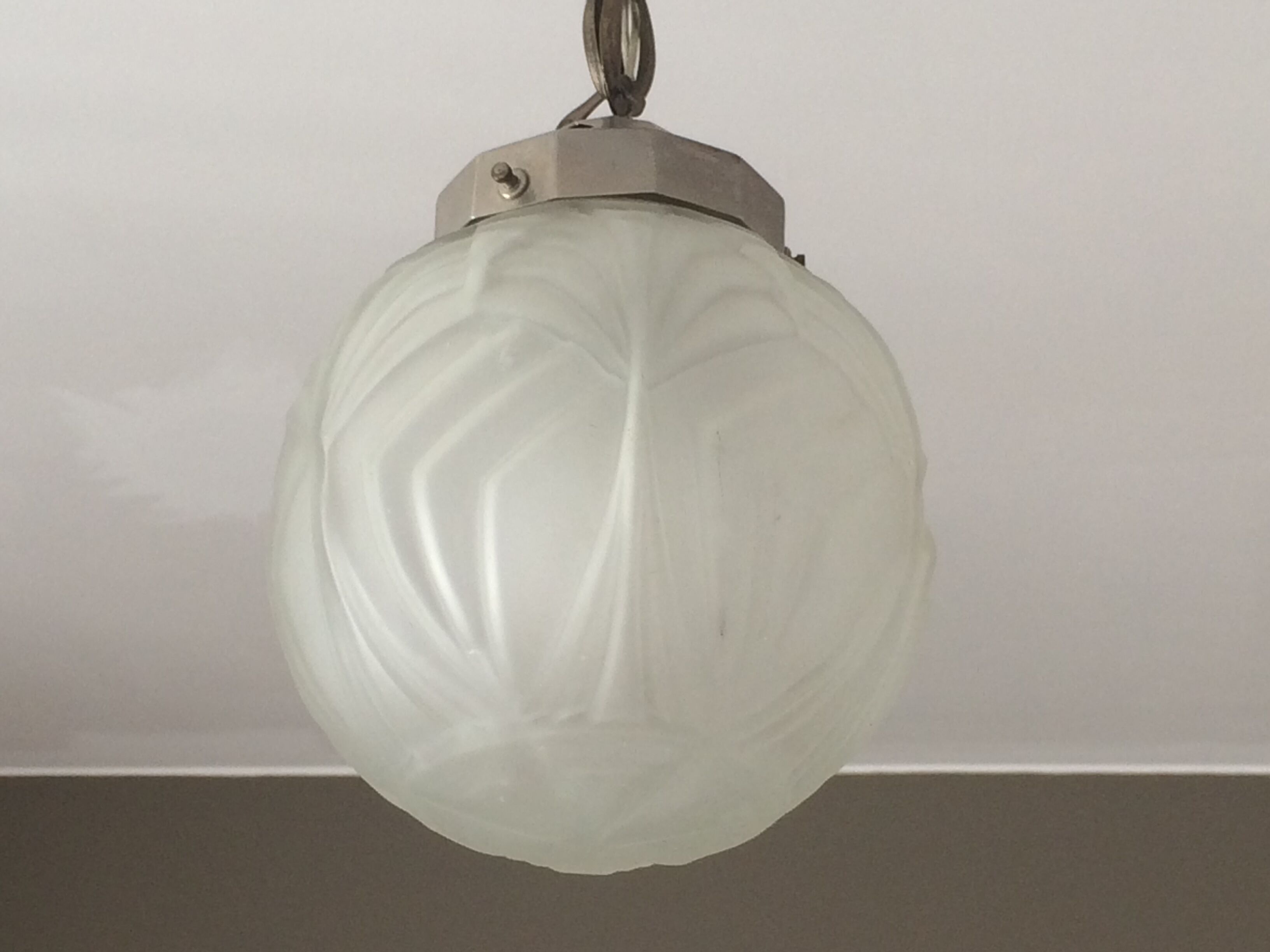 Art deco hanging lamp