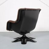 Lounge Chair No. 418 by Finnish Designer Yrjö Kukkapuro for Avarte