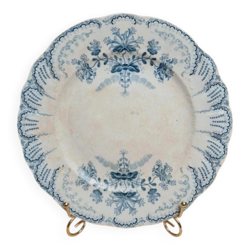 Assiette ancienne Saint-amand & Hamage modèle Régence – décor bleu dentelle