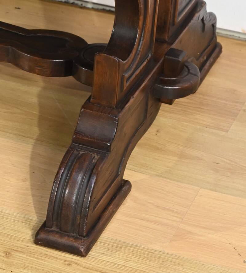 Oak Desk Table, Neo-Gothic style – Early 20th century