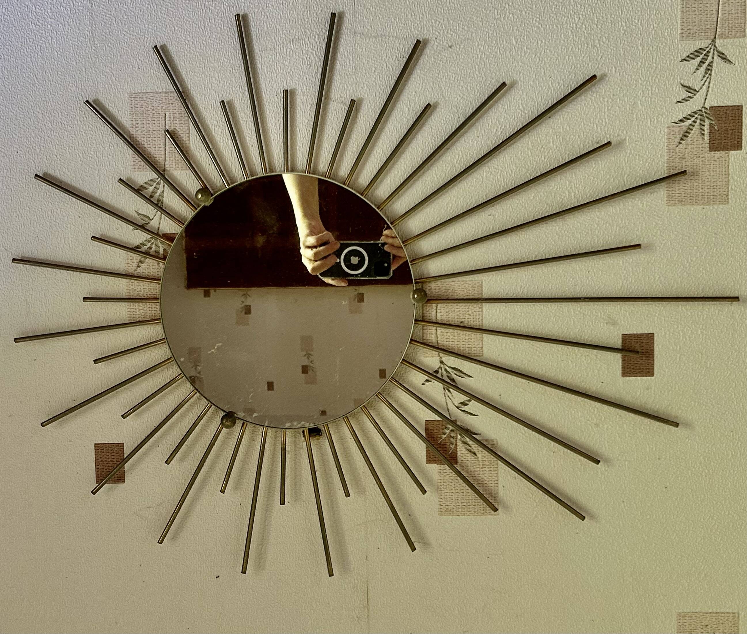 Vintage 1960s Sun Mirror in Gold Metal 73 x 58 cm