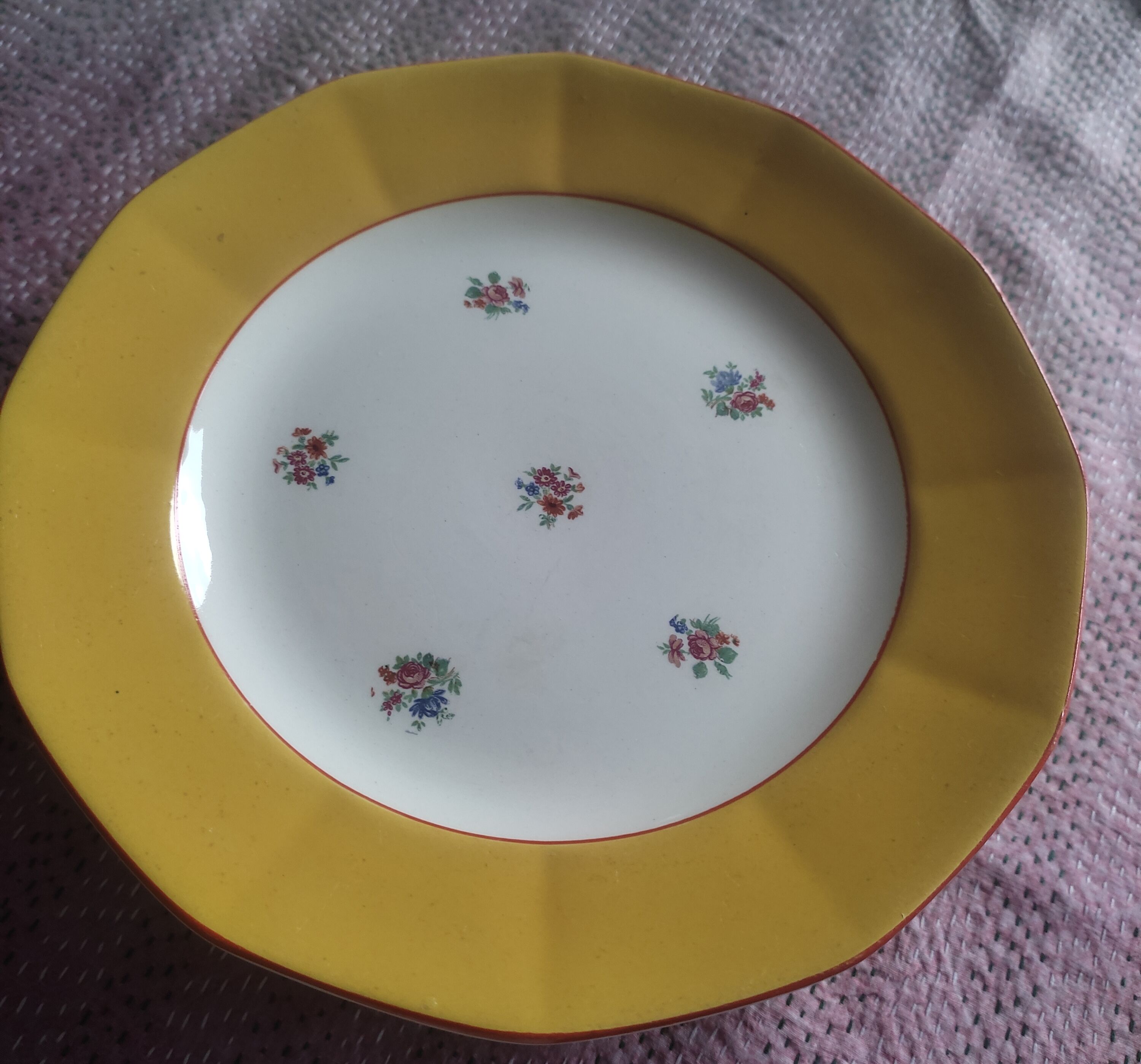 11 assiettes Sarreguemines