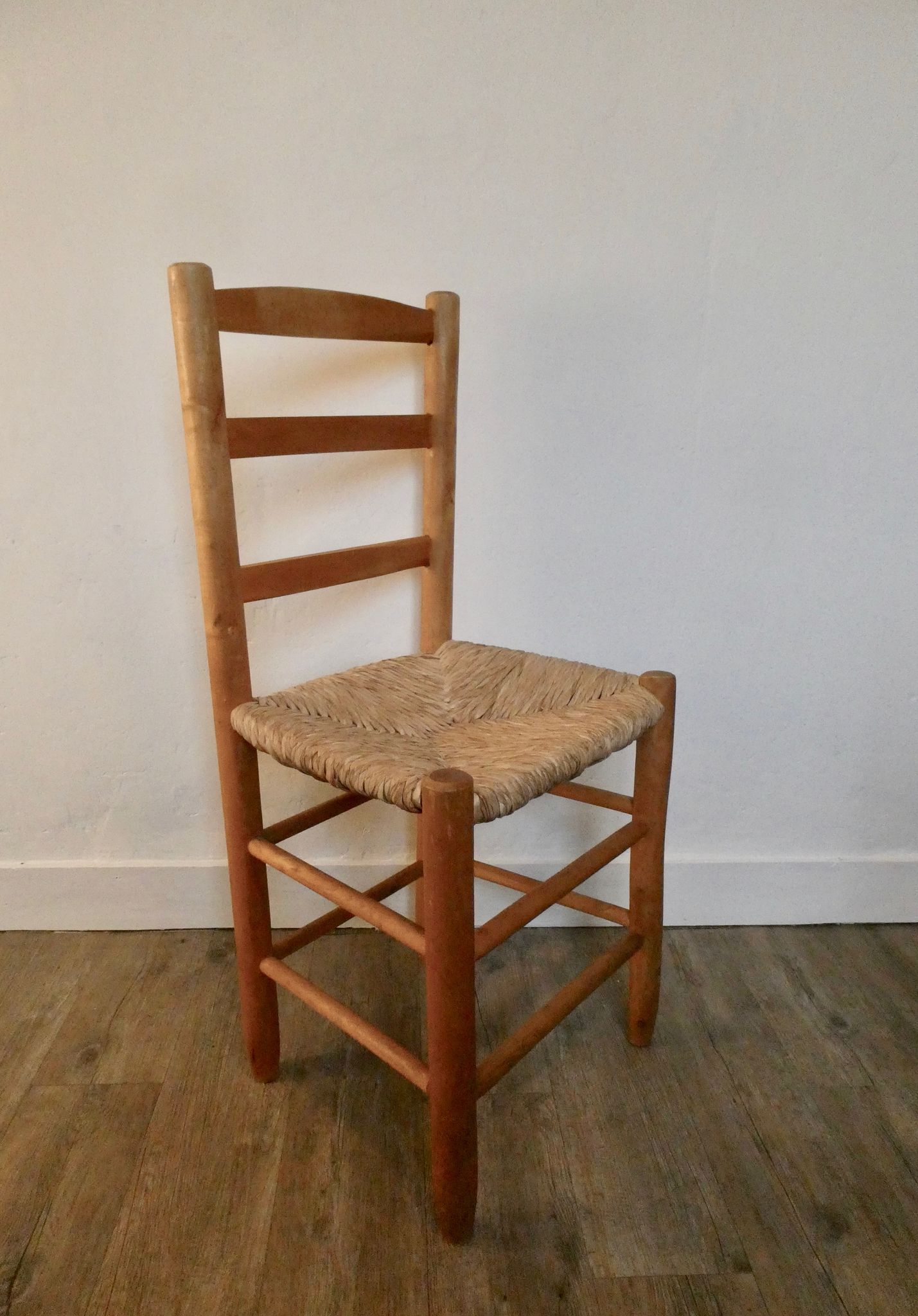 Light wooden chair and mulched seat, 50s-60s