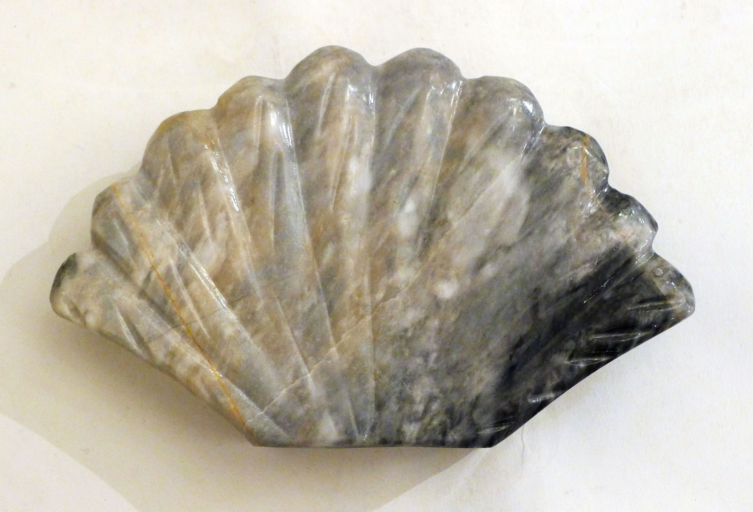 Letter holder Marble shell