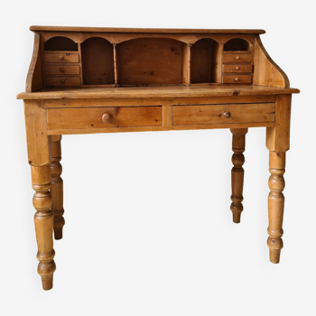 Country desk in blond wood