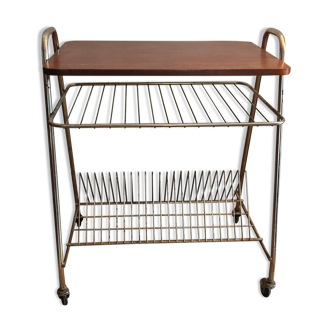 Serving table
