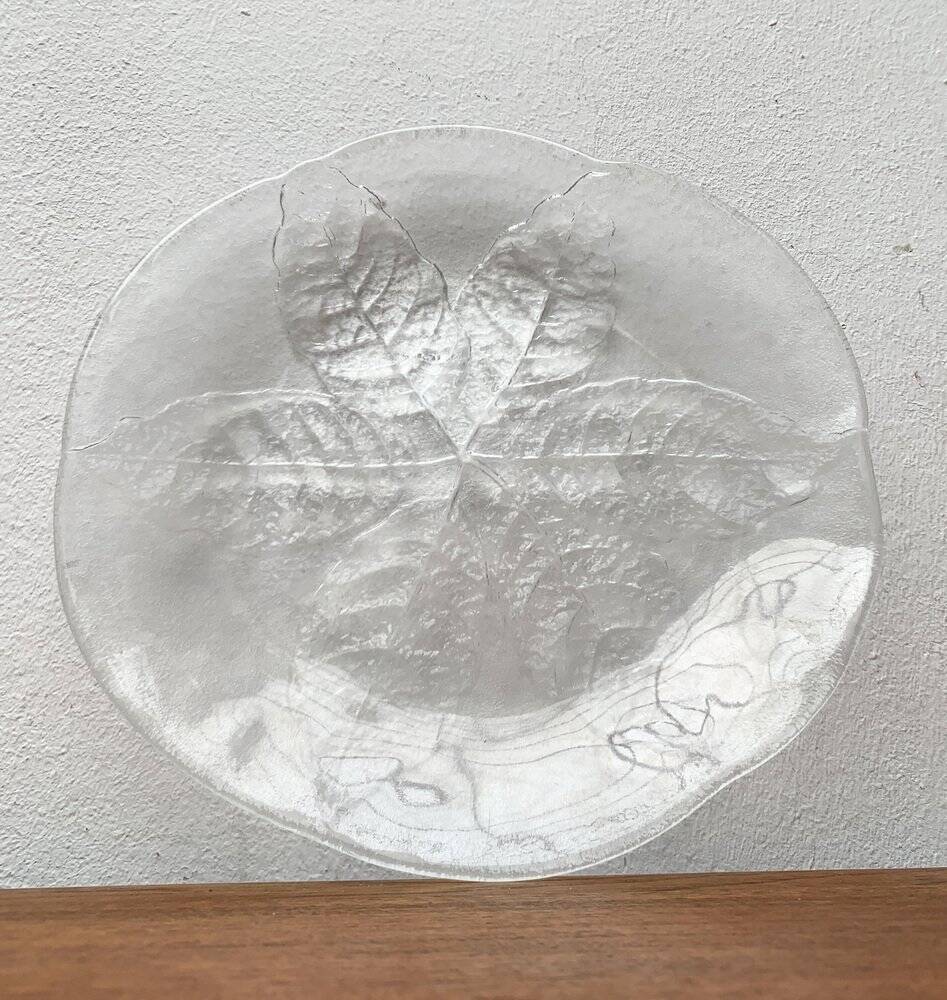 Vintage floral glass plates from Sweden by Ann Wärff for Kosta Boda, set of 11.