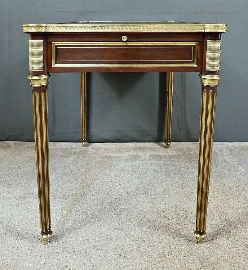 Small Louis XVI style mahogany desk, Napoleon III period – Mid-19th century