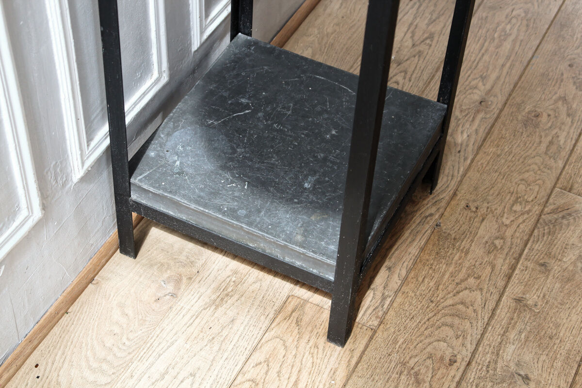 Industrial stele in metal and zinc