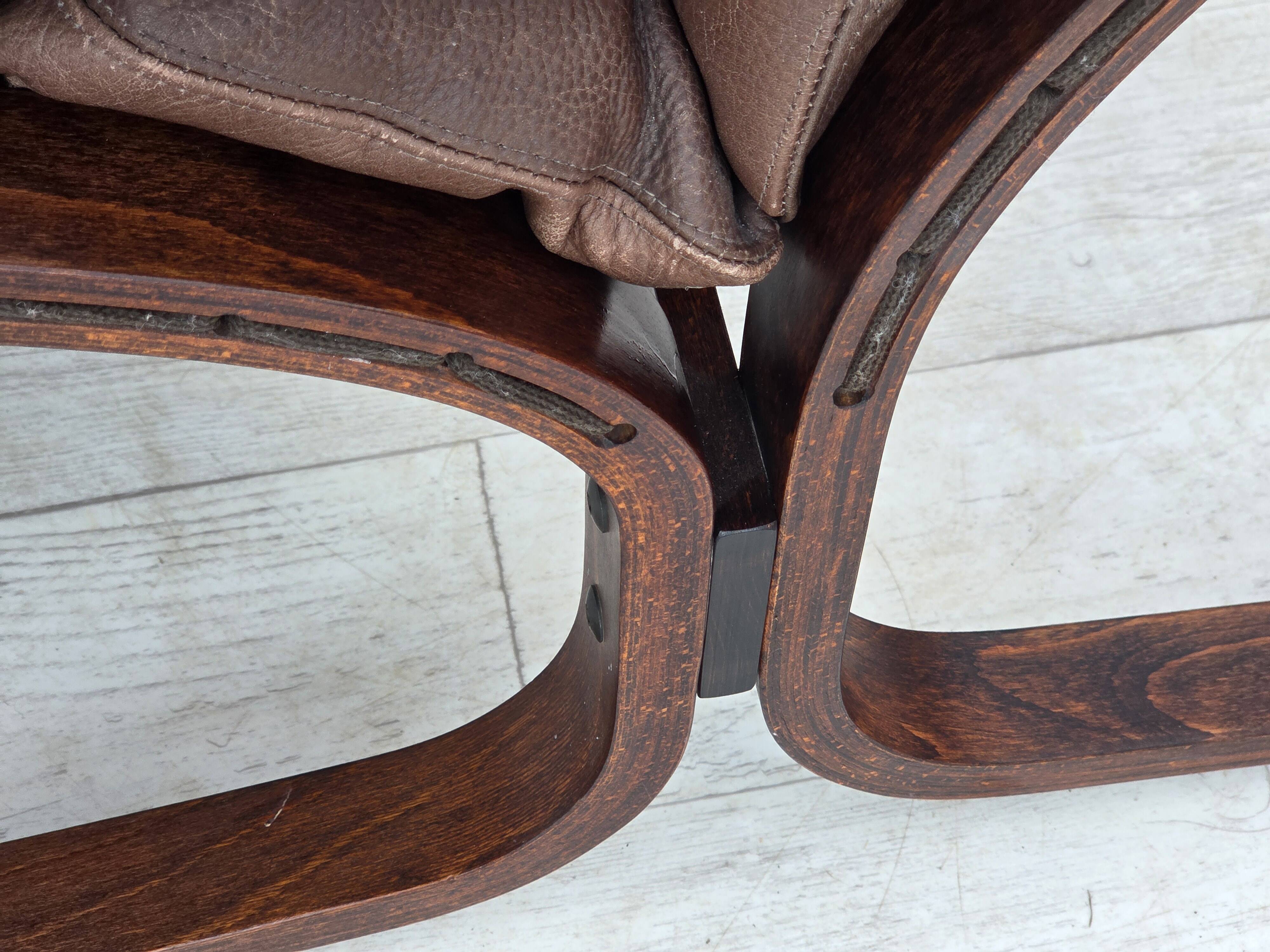 1970s, Norwegian design by Ingmar Relling for Westnofa, model "Siesta".