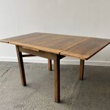 1930’s vintage oak draw leaf dining table