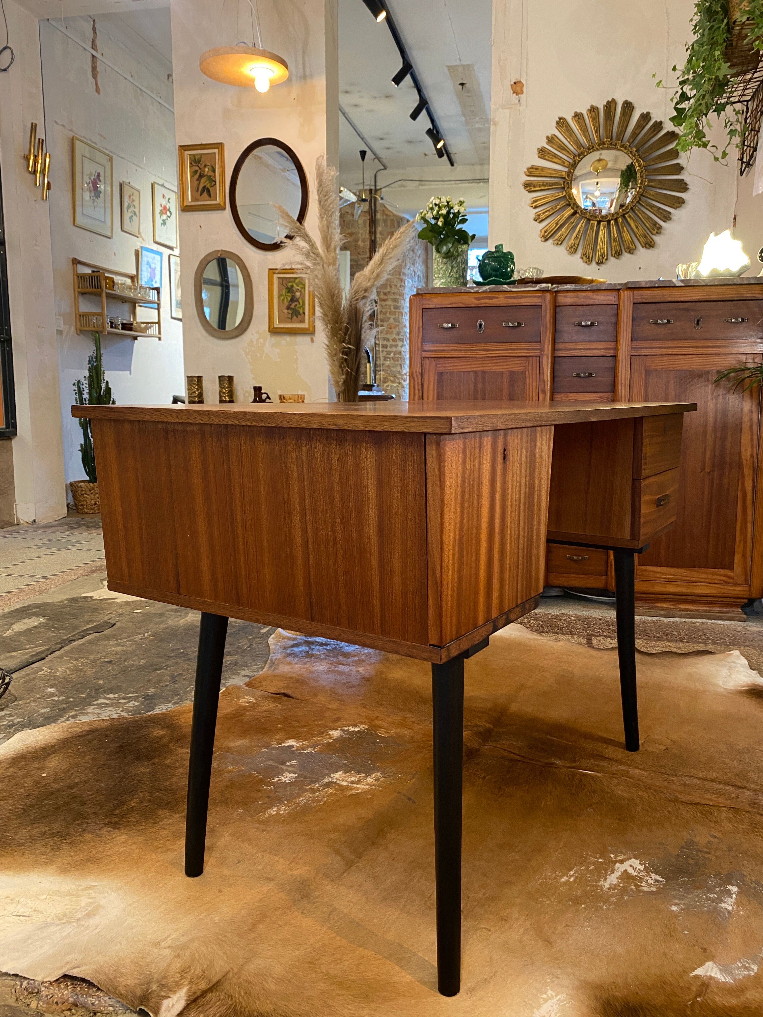 Scandinavian office 1960 two sides