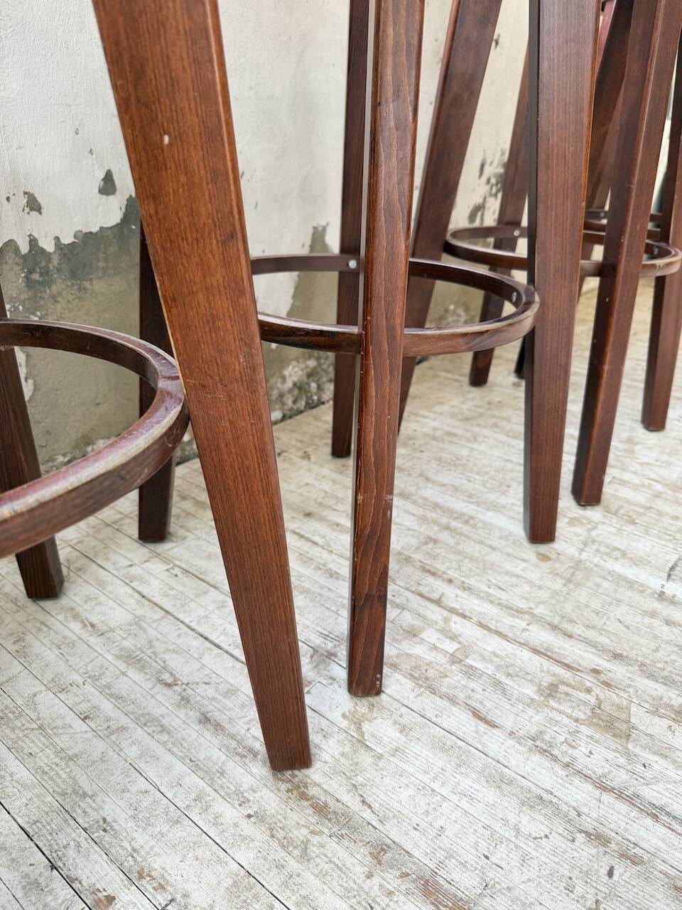 6 vintage Baumann bar stools