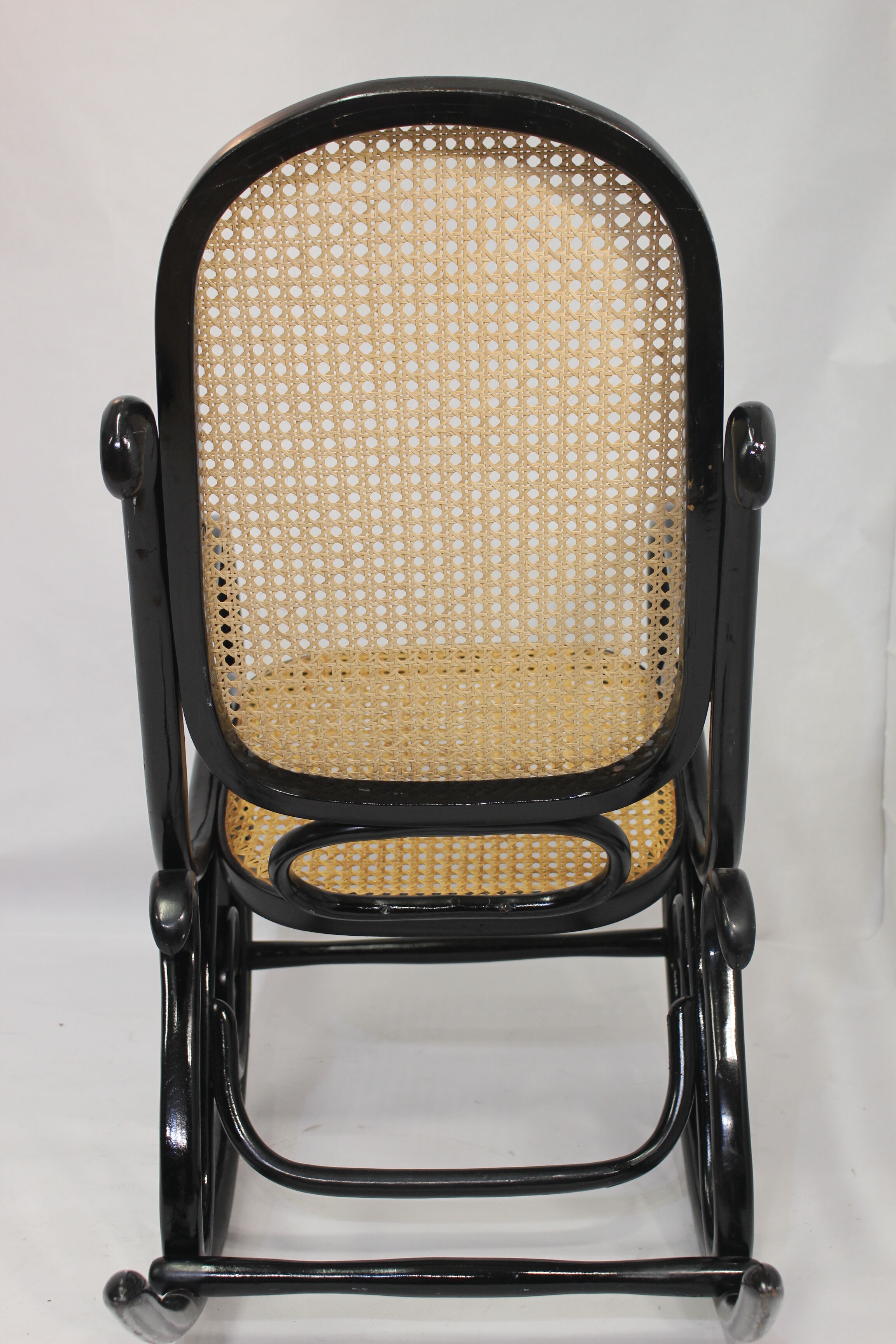 Year 1930 thonet rocking chair model n ° 10