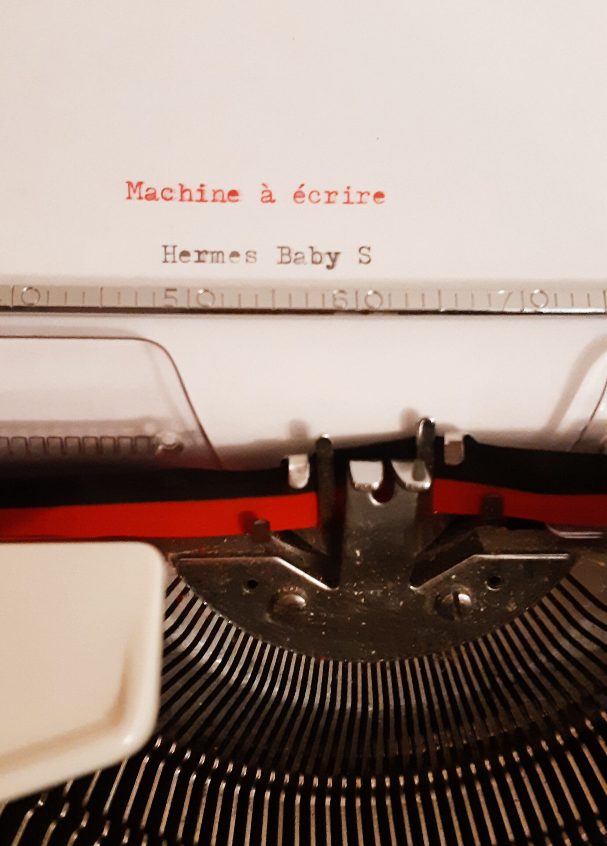 Hermes Baby S Functional Portable Typewriter