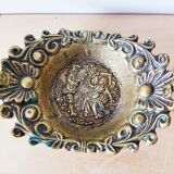 Empty bronze basket pocket with gallant stage décor