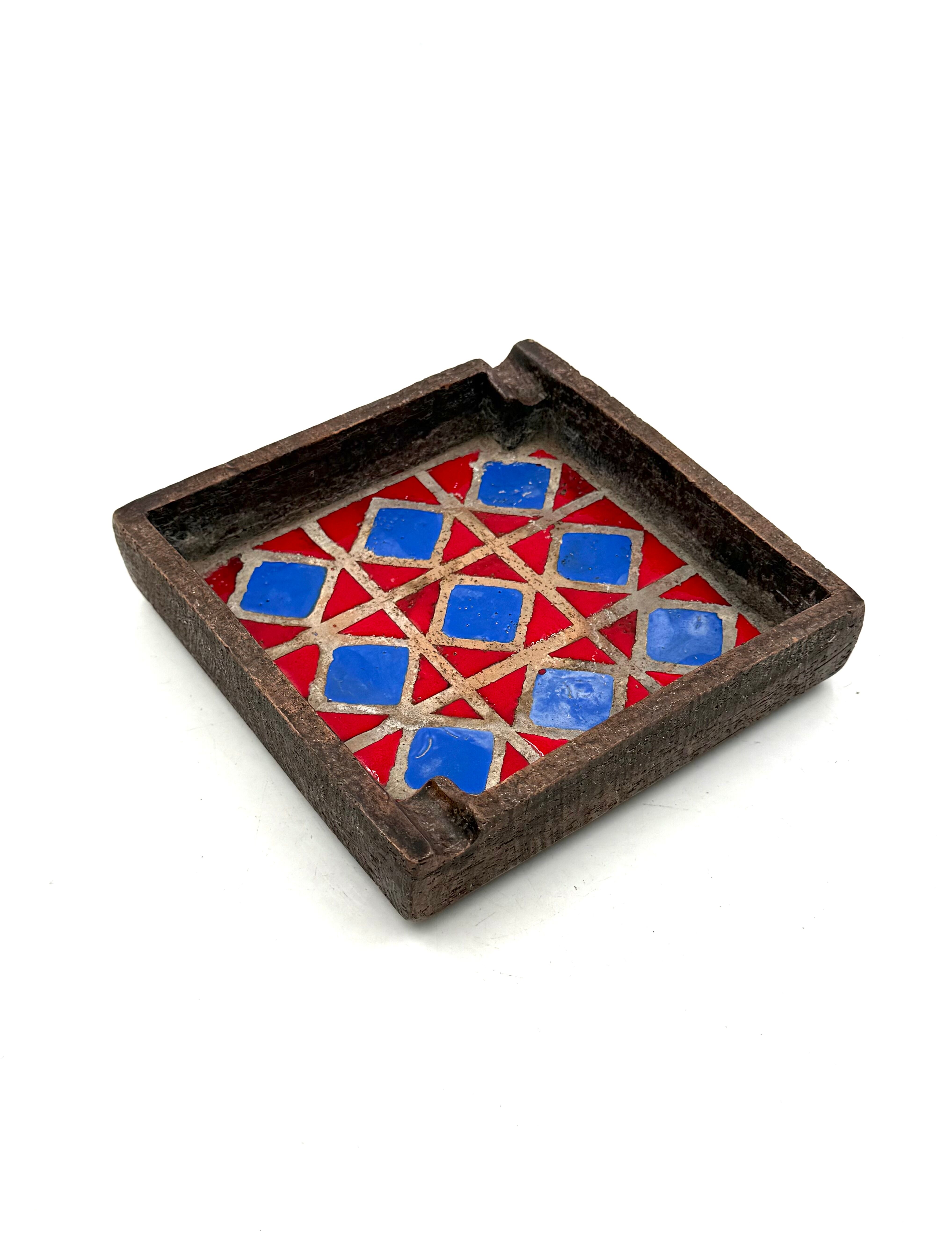 Mid-century space age ceramic ashtray, Aldo Londi Bitossi Italy 1970s