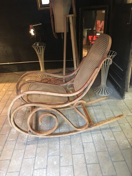 Rocking curved wooden flesh early 20th century