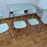 Vintage kitchen table and 4 chairs.