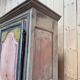 Bonnetière with a single door – Polychrome solid oak