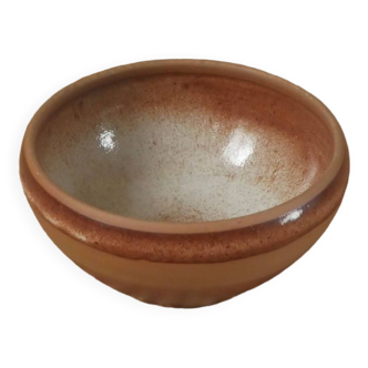 Ceramic stoneware bowl handmade pottery artisanal manufacturing Scandinavian country decoration