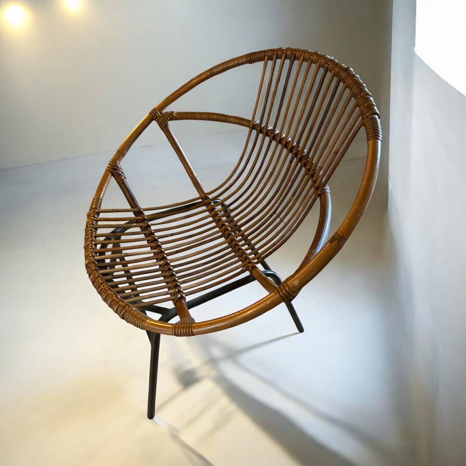 Rattan shell armchair