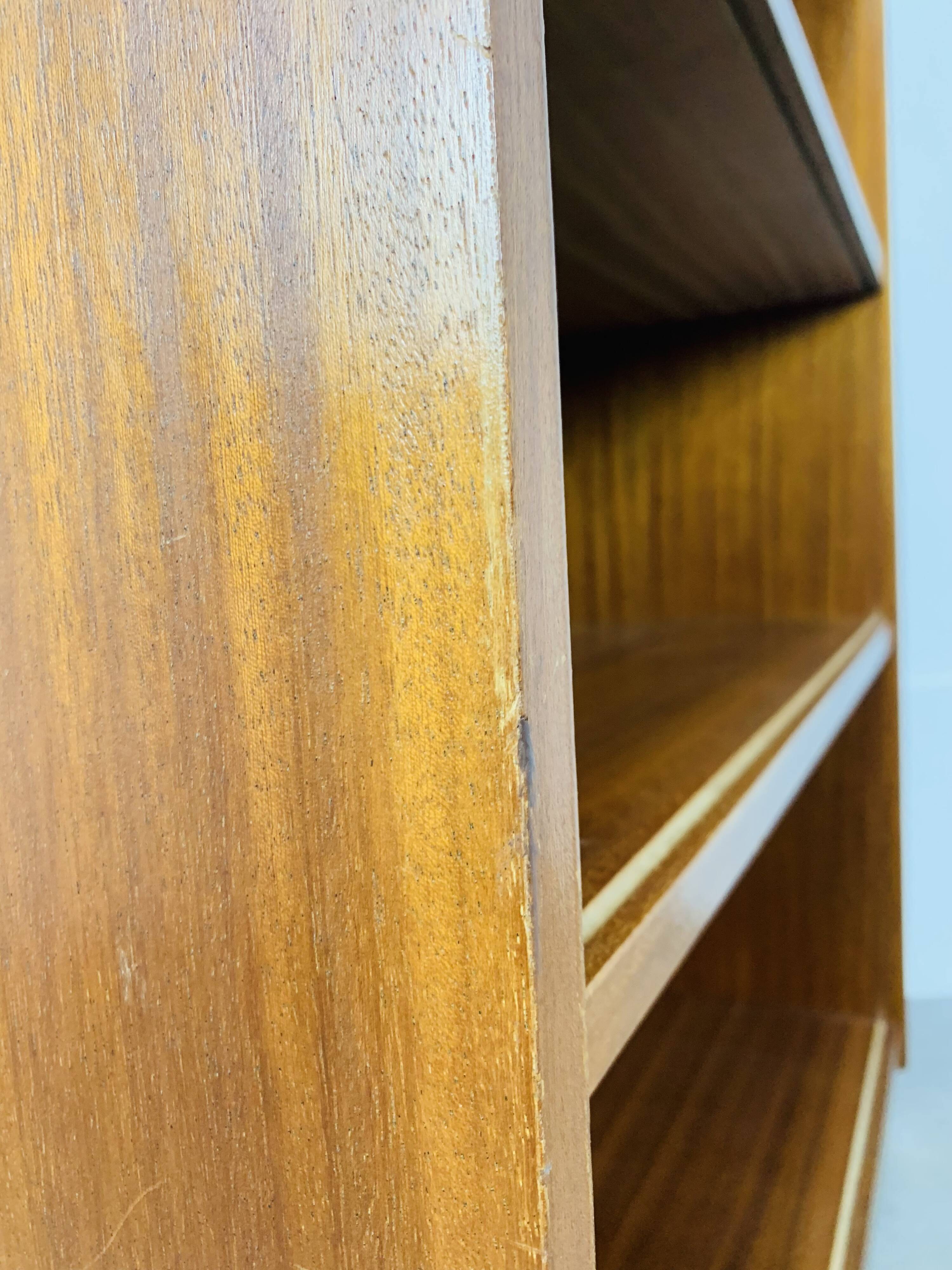 Bookcase shelf 50s showcase