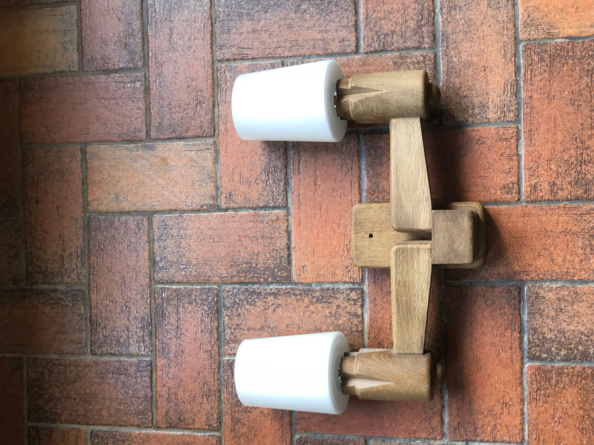 Guillerme and Chambron wall light