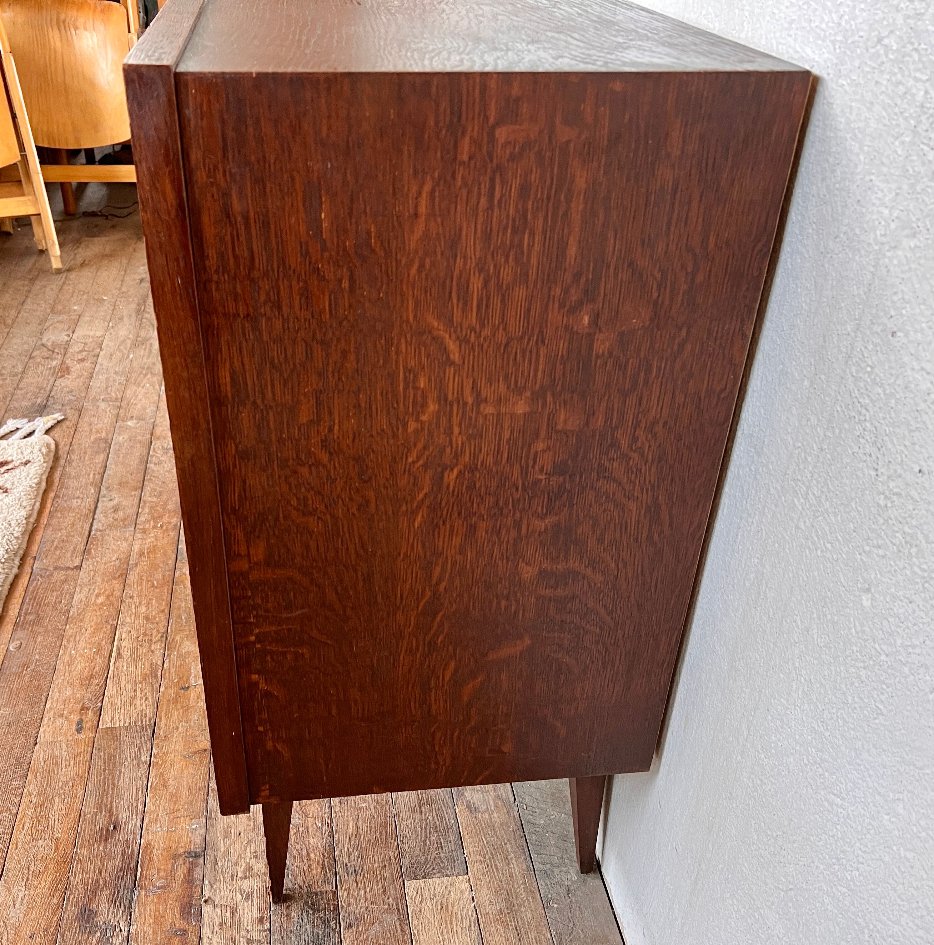 Vintage dresser compass feet