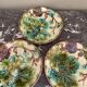 3 assiettes en barbotine