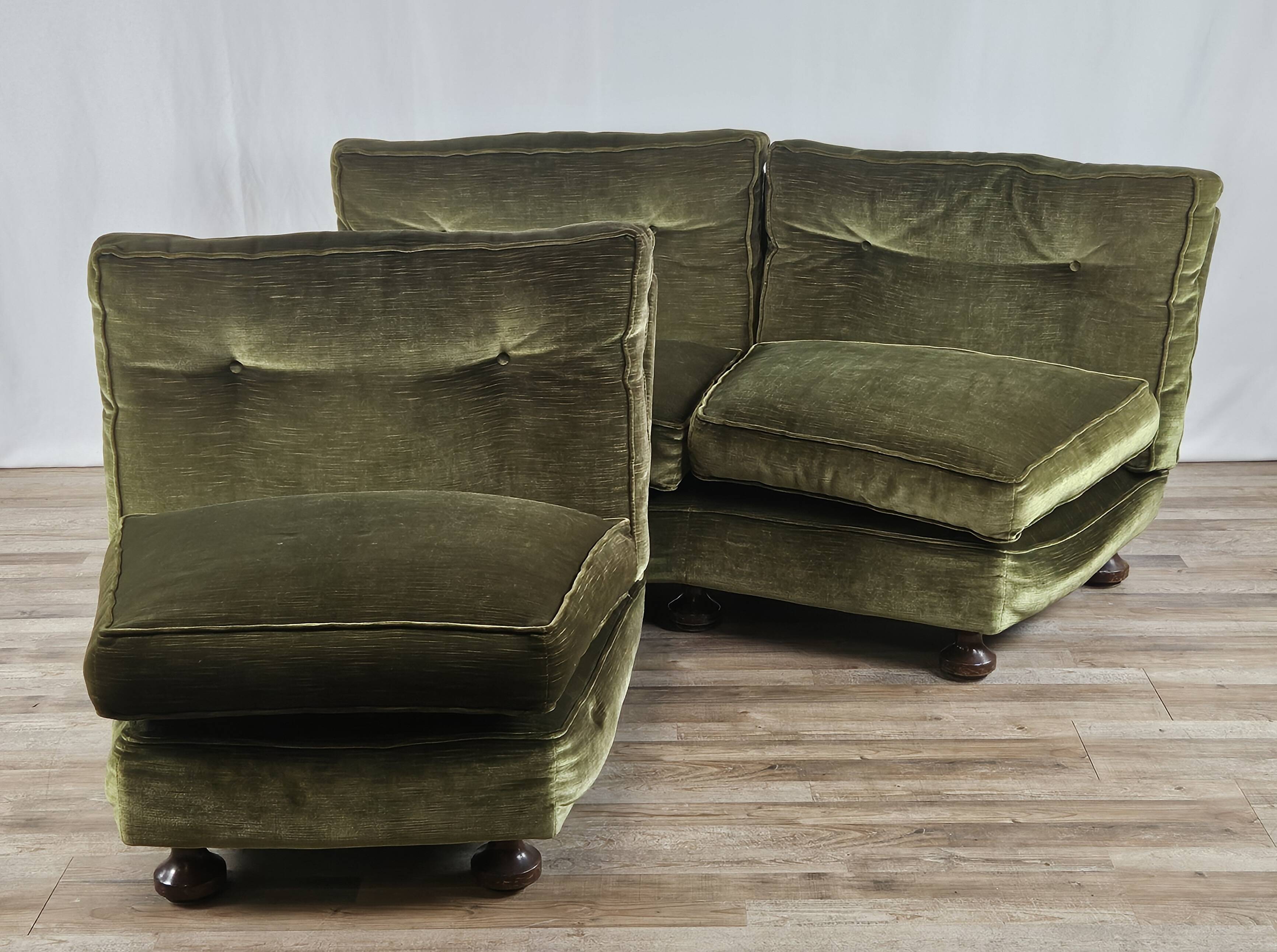 70s corner sofa in green fabric