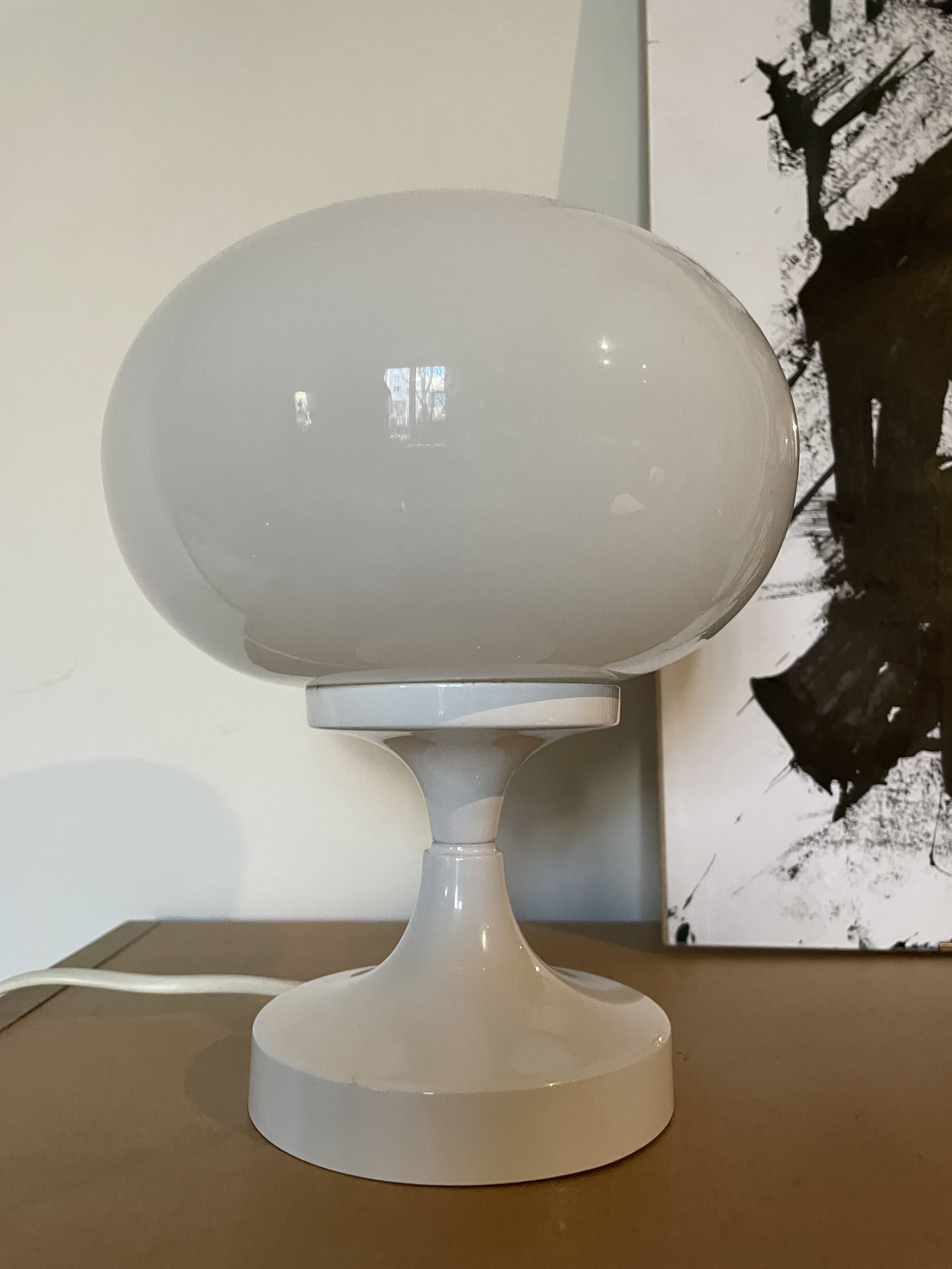 Delmas vintage 70s mushroom table lamp