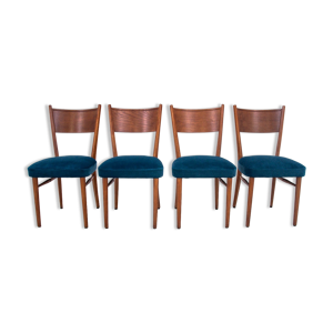 ensemble de quatre chaises bleues
