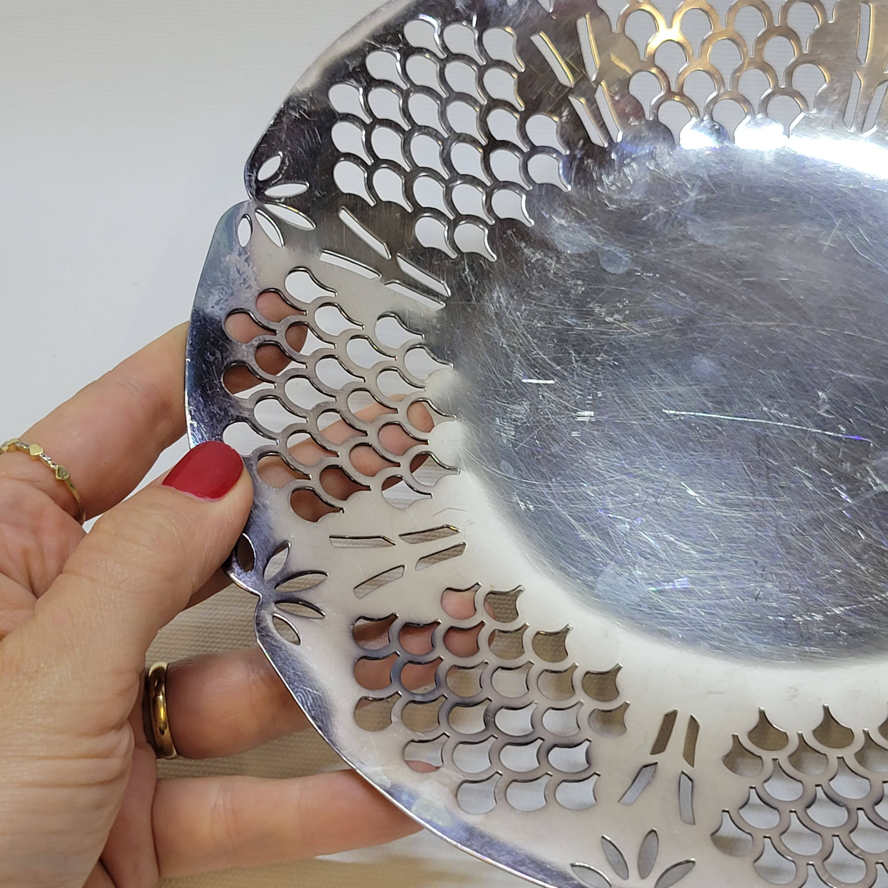 Plat ajouré panier en métal argenté art déco