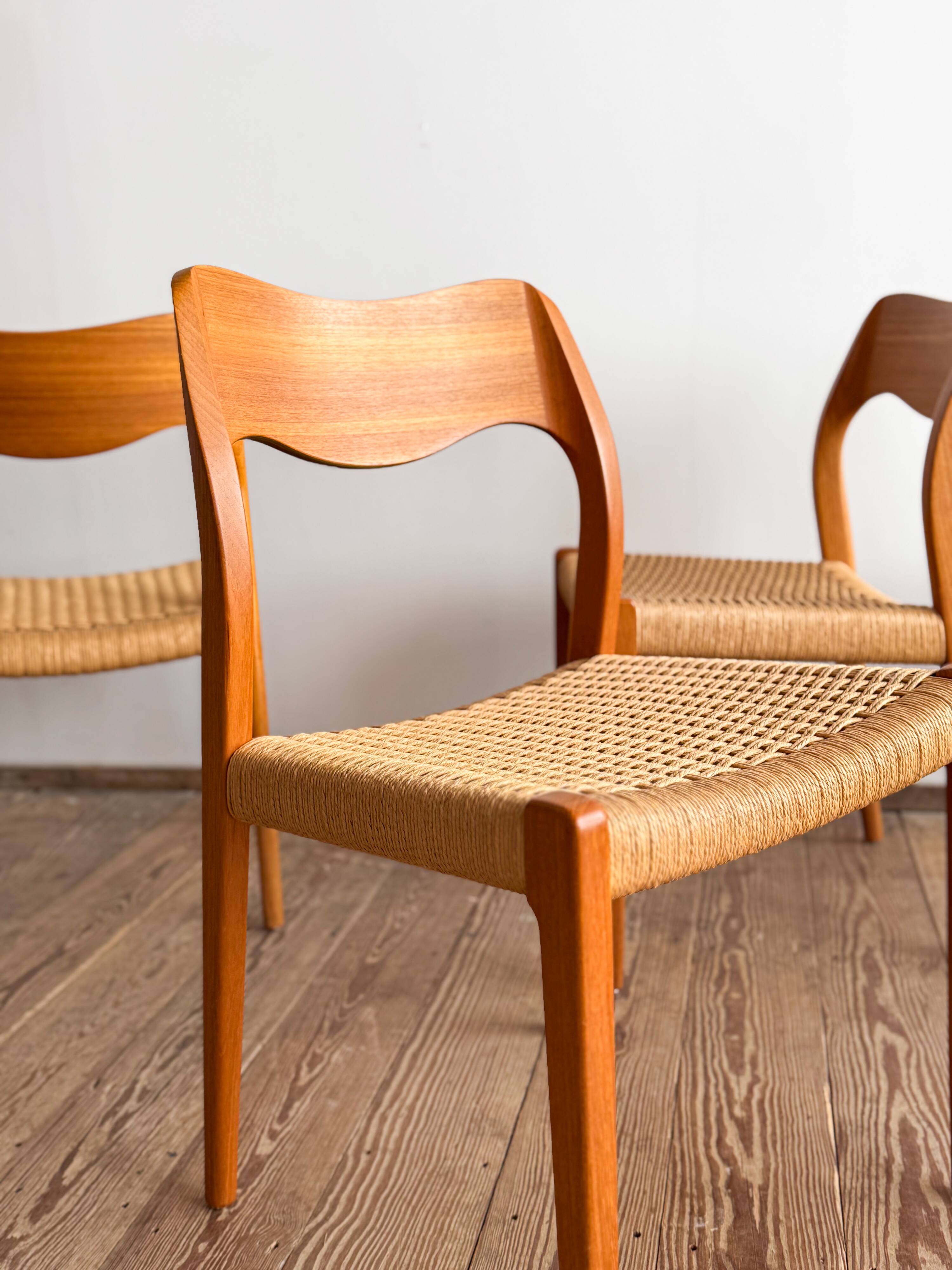 Set of 6 #71 teak chairs by Niels O. Møller, JL. Moller Mid Century