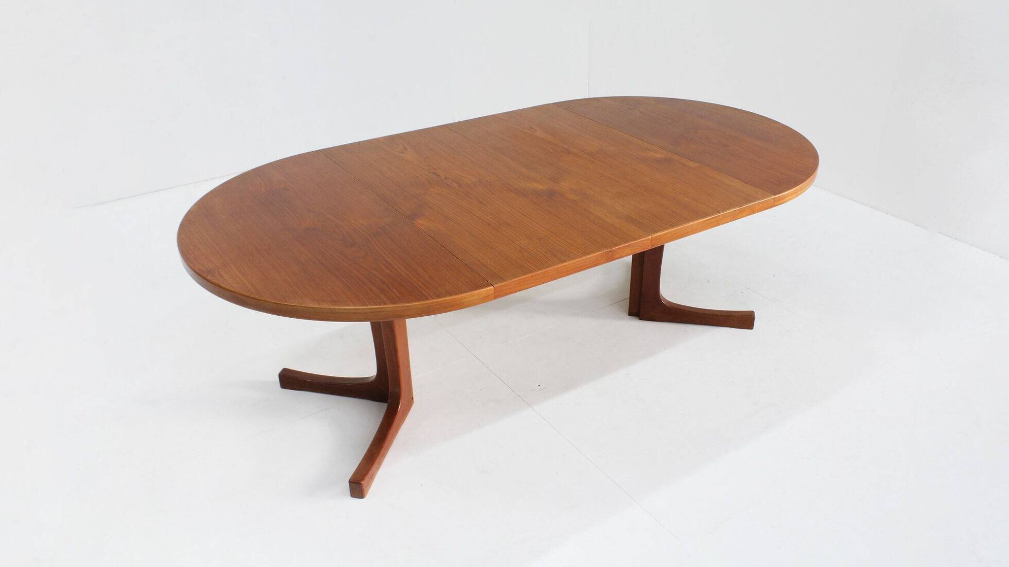 Vintage Danish round extendable dining table teak 1960s