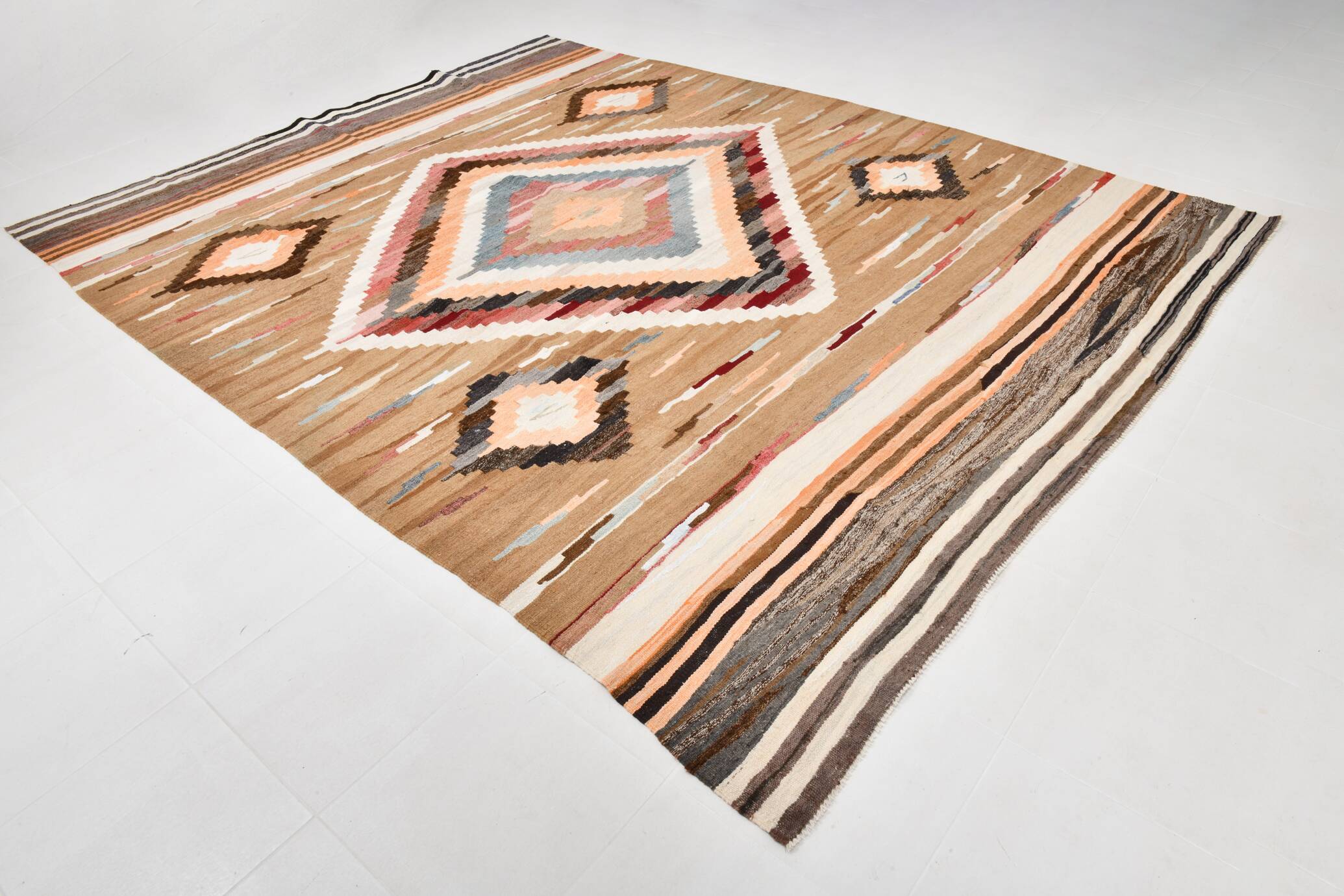 8x11 Brown & Cream Geometric Kilim Rug, 260x341Cm
