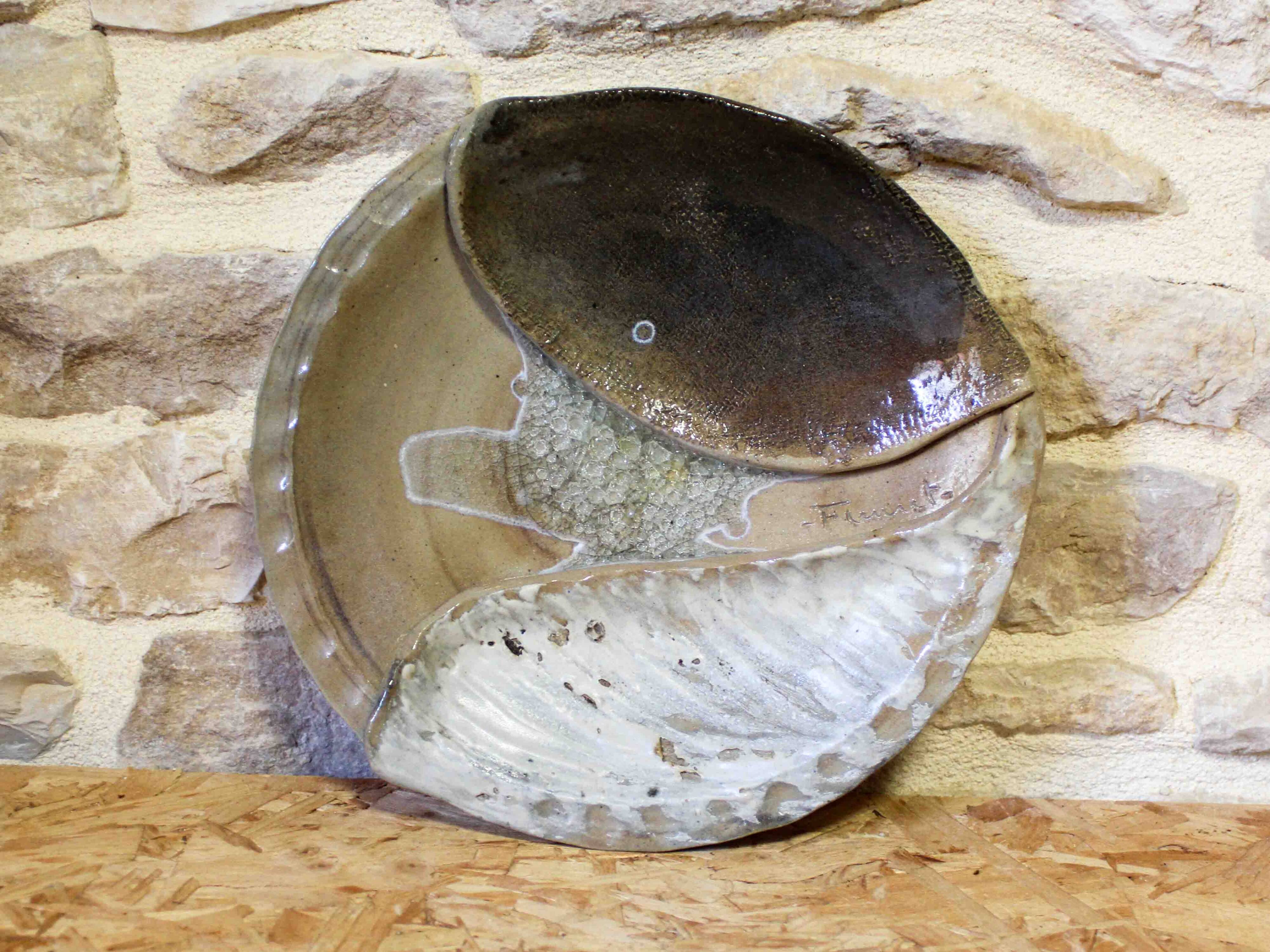 Assiette décorative en grès par Jacques Fleuret