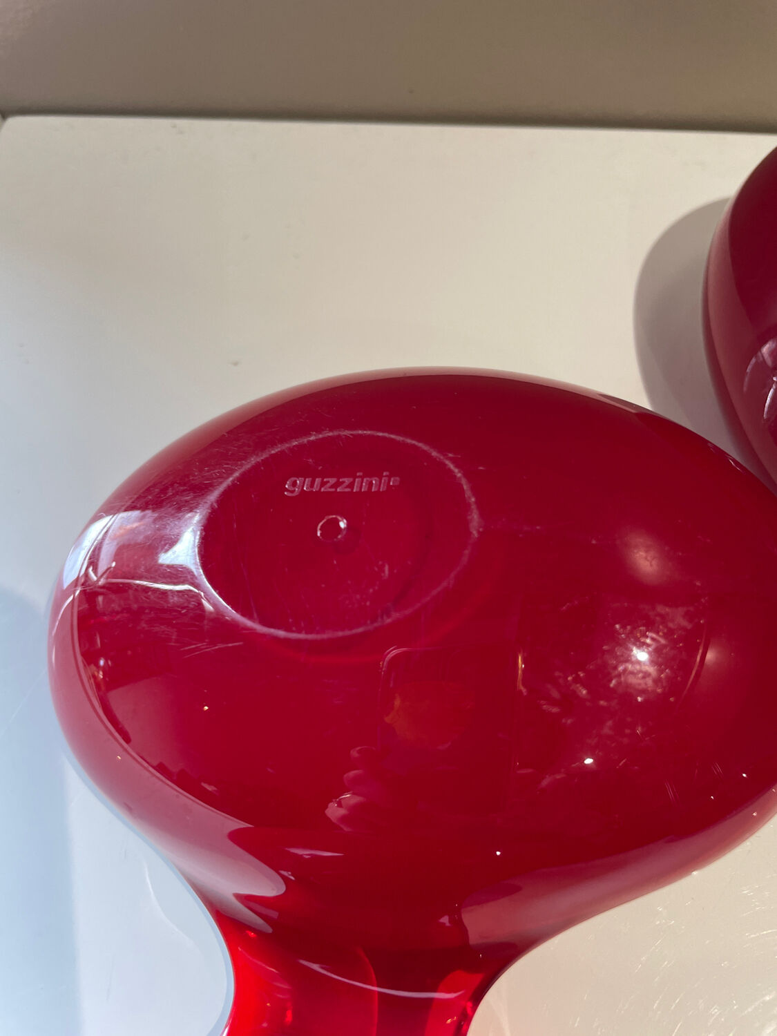 Aperitif servant Guzzini