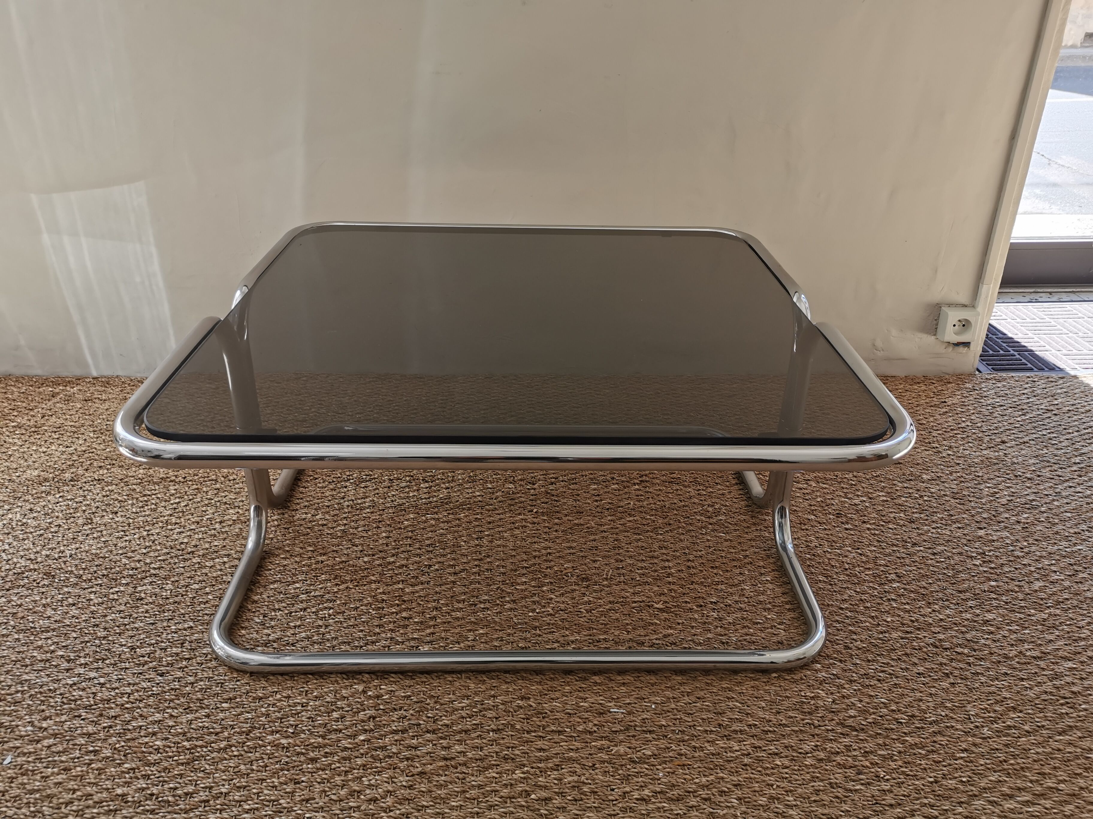Table basse style bauhaus verre et chrome années 70