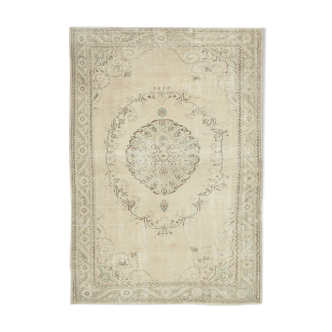 Tapis décoratif beige oriental fait à la main 198 cm x 282 cm - 24962