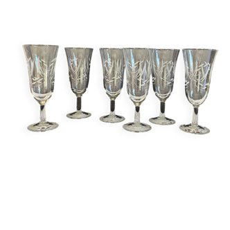 6 flûtes à champagne anciennes en verre gravé