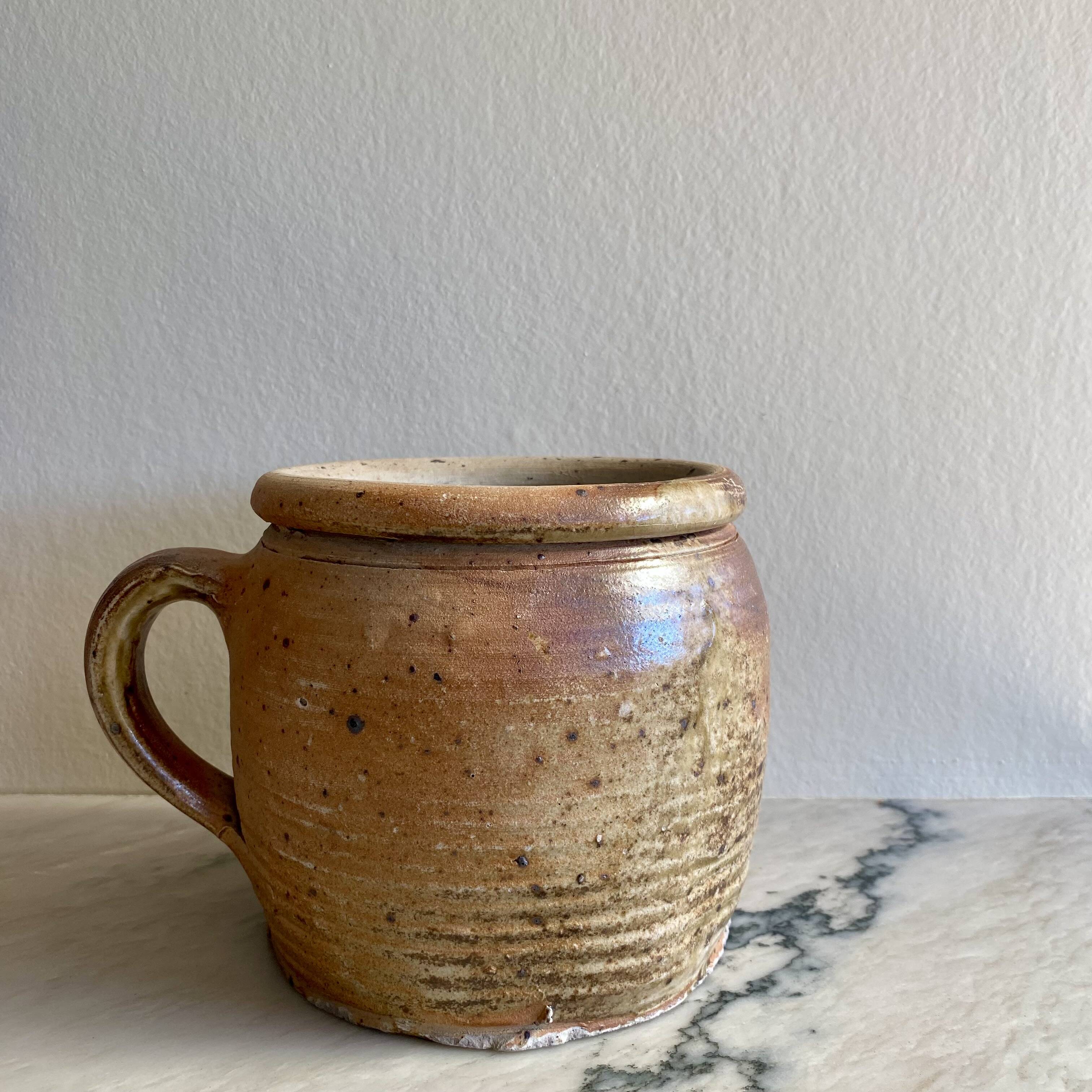 Stoneware pot