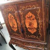 Vintage Italian brown wooden cocktail bar cabinet with inlaid marquetry from the 1950s.