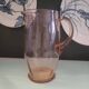 Pichet en verre soufflé rose, vers 1960