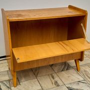 Armoire à literie vintage des années 1960, Tchécoslovaquie