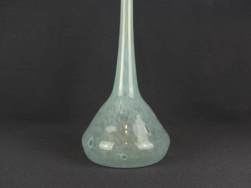 Schneider, glass vase with a blur effect