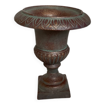 Medici cast iron planter vase