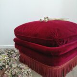 Raspberry red pouf