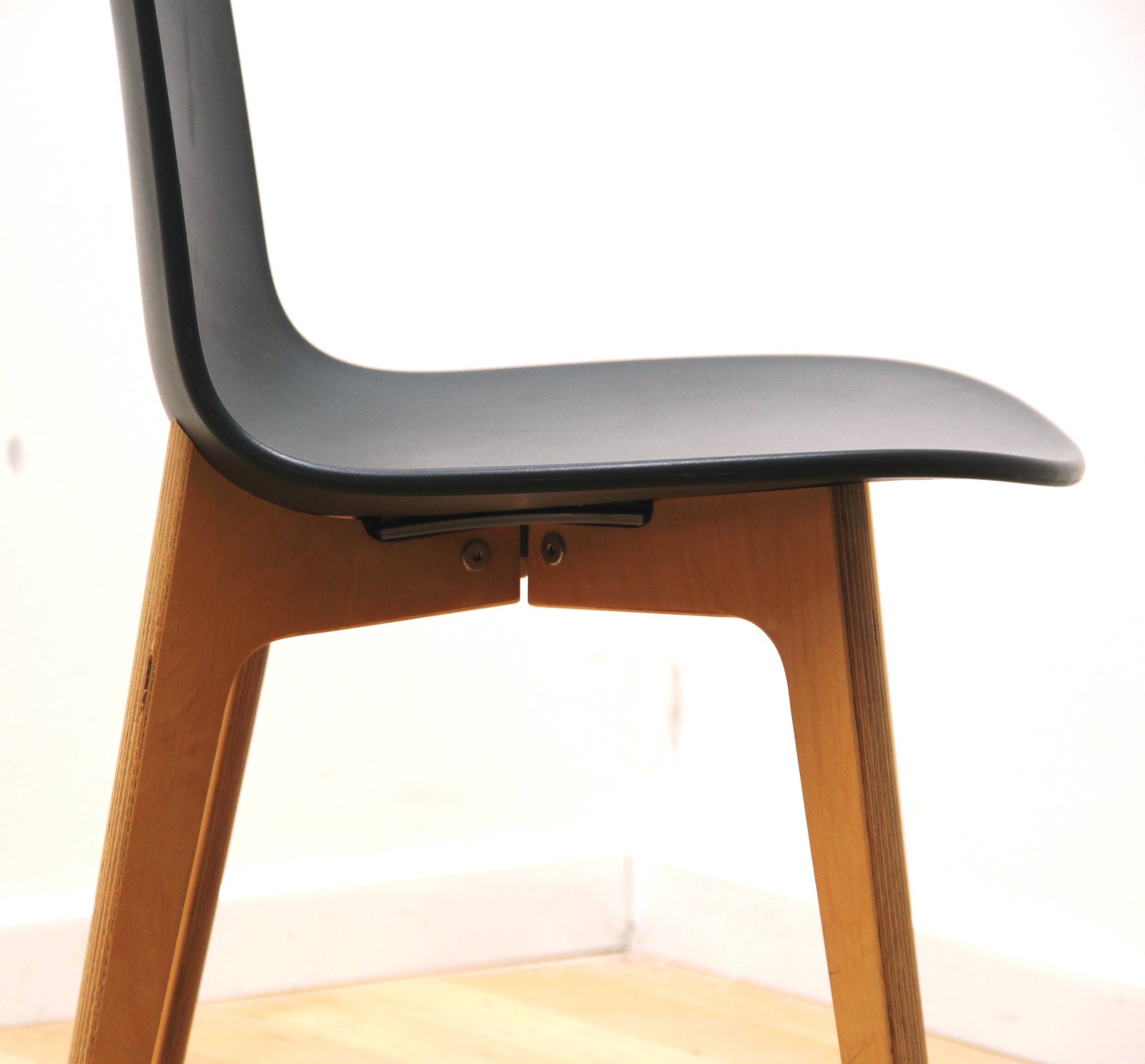 Suite de 8 chaises de bureau Lottus Chair, Enea